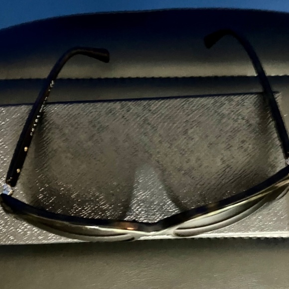Prada Sunglasses - Picture 3 of 8